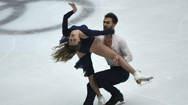 La pareja de Francia que hizo historia al romper la barrera de los 200 puntos en patinaje artístico sobre hielo