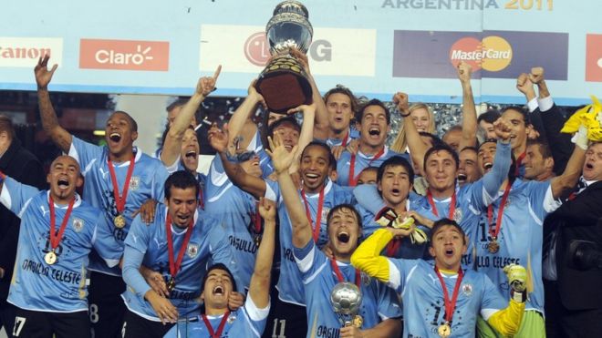 ¿Por qué Uruguay es más grande en fútbol que Argentina?