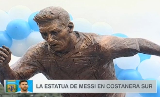 Inauguran en Buenos Aires estatua en homenaje a Lionel Messi