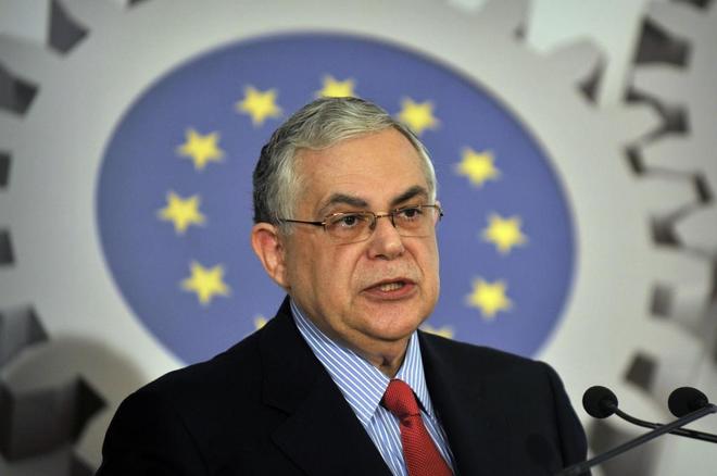 Exprimer ministro griego Lucas Papademos herido en atentado