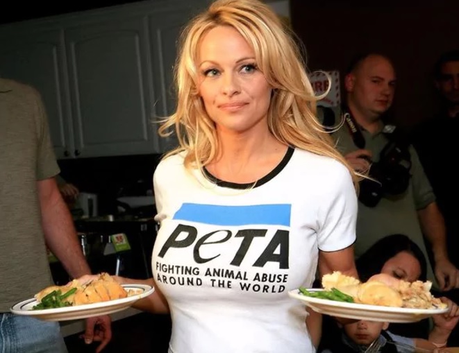 Los asombrosos precios del restaurante &quot;vegano sexy&quot; de Pamela Anderson