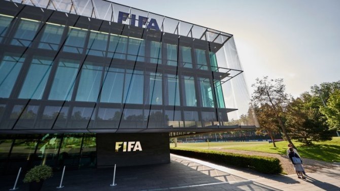 Hija de exmiembro de la FIFA habría recibido 2 millones de dólares