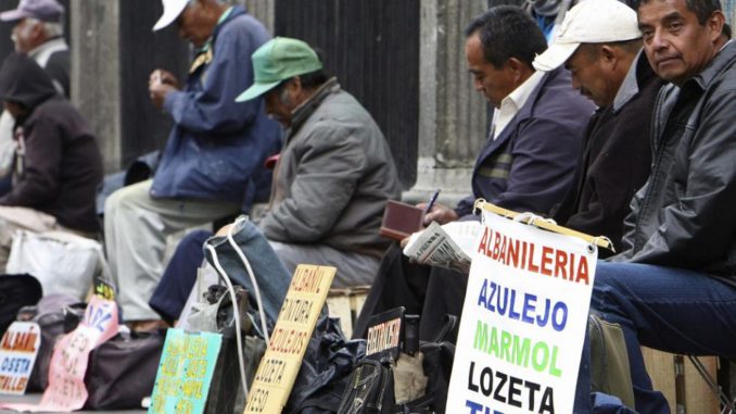 5 millones de ecuatorianos, sin trabajo formal