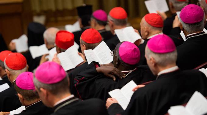 Carta de cardenales conservadores al papa desata una nueva &quot;Vatileaks&quot;