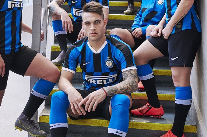Inter de Italia presentó su nueva camiseta