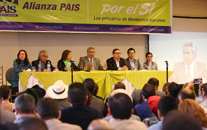 Lenín Moreno llama a la unidad de Alianza PAIS y defendió consulta popular