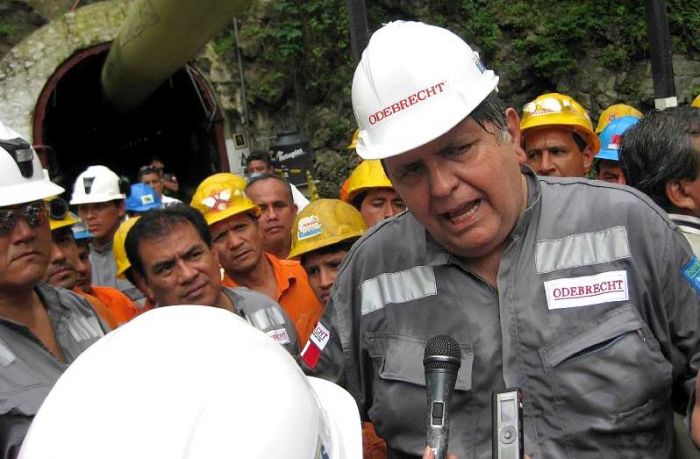 Fiscal peruano interrogó a expresidente García por gasoducto de Odebrecht