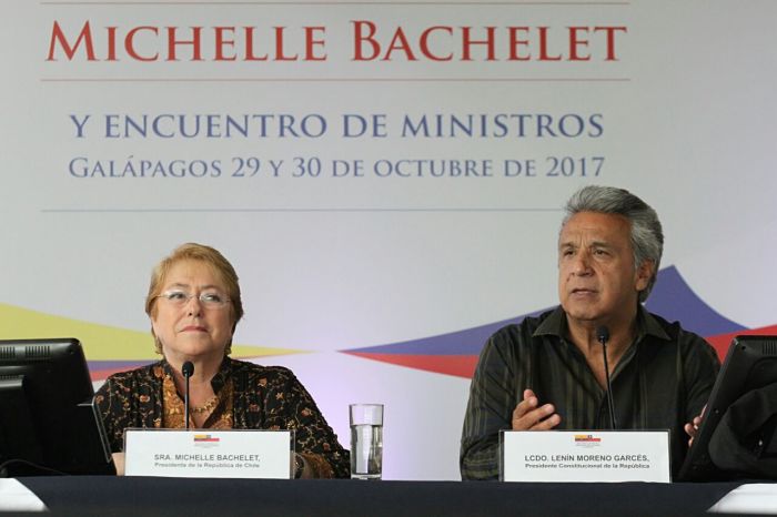 Moreno y Bachelet suscriben acuerdos de cooperación social en Galápagos
