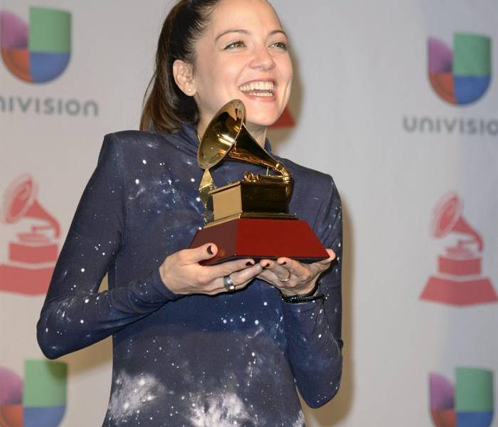 Carlos Vives ganó premio a mejor canción del año en los Grammy