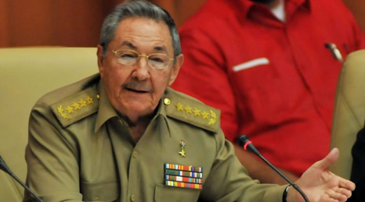 Raúl Castro defiende a Venezuela ante intento &quot;oligarca&quot; de derrocar a Maduro
