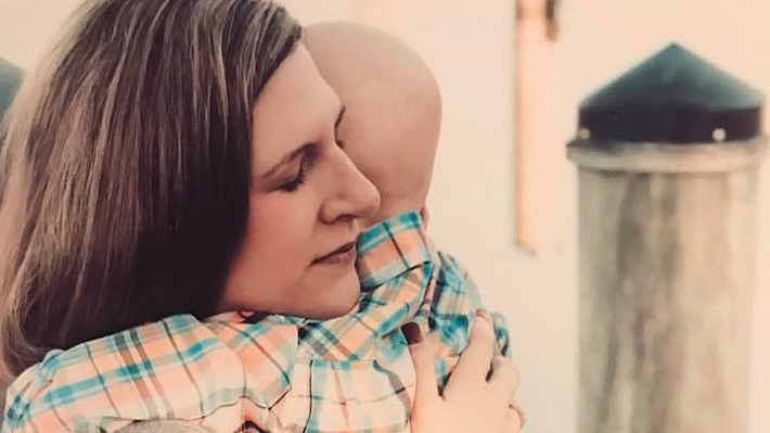 Madre revela la emotiva última conversación que tuvo con su hijo de 4 años enfermo de cáncer
