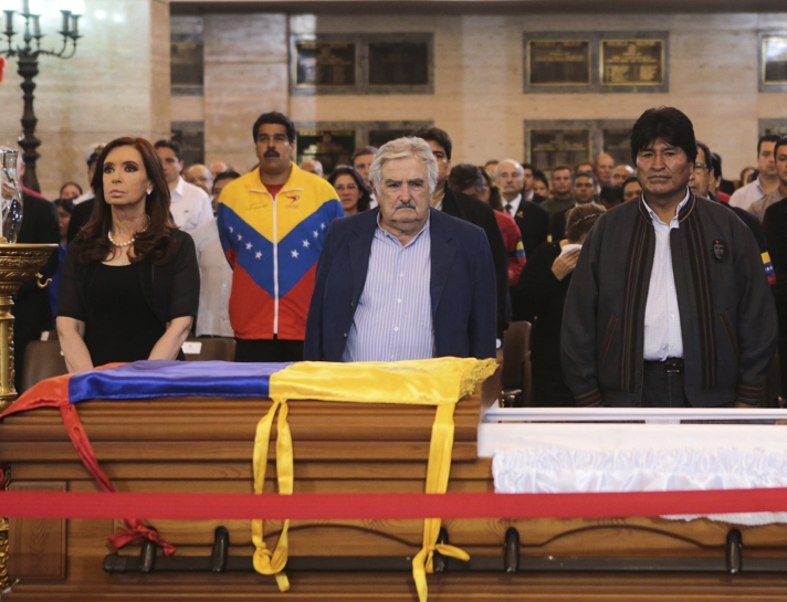 Mujica sobre Chávez: “La causa permanece y hemos perdido el símbolo”