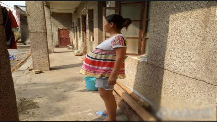 Mujer china bate el récord mundial con su embarazo de 17 meses