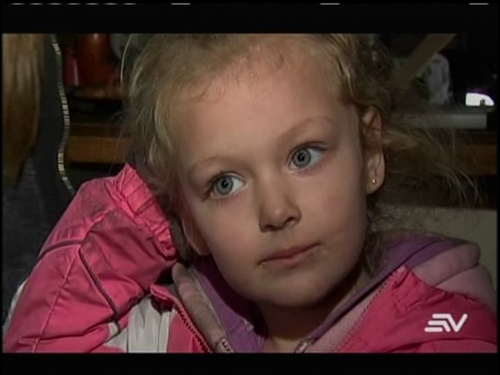 (VIDEO) Niña de 4 años salva a su familia de un incendio