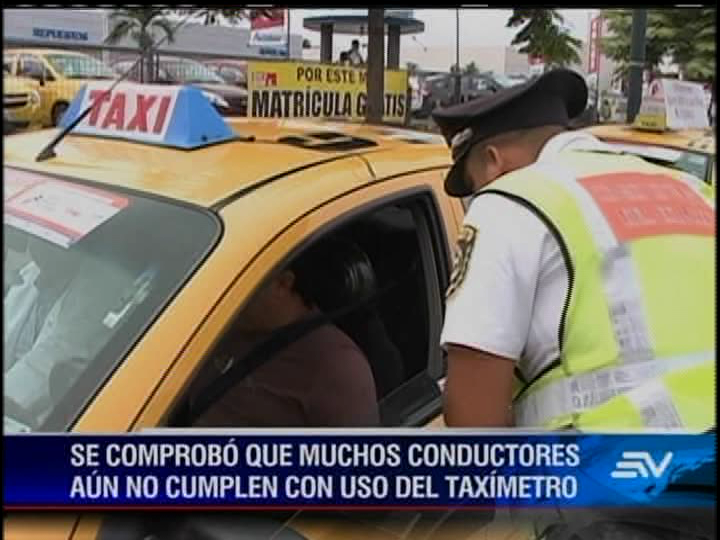 30 taxistas multados por incumplir con el uso del taxímetro