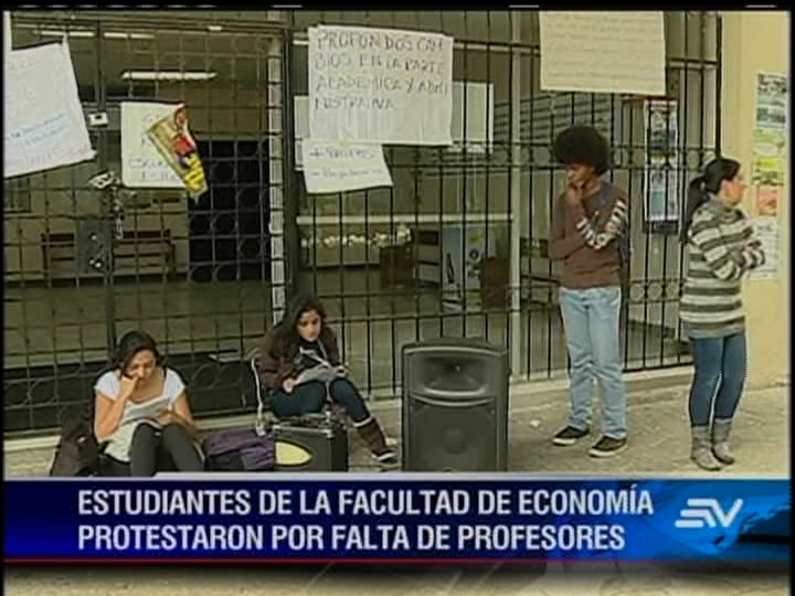 Estudiantes de economía se tomaron las instalaciones de la Universidad Central