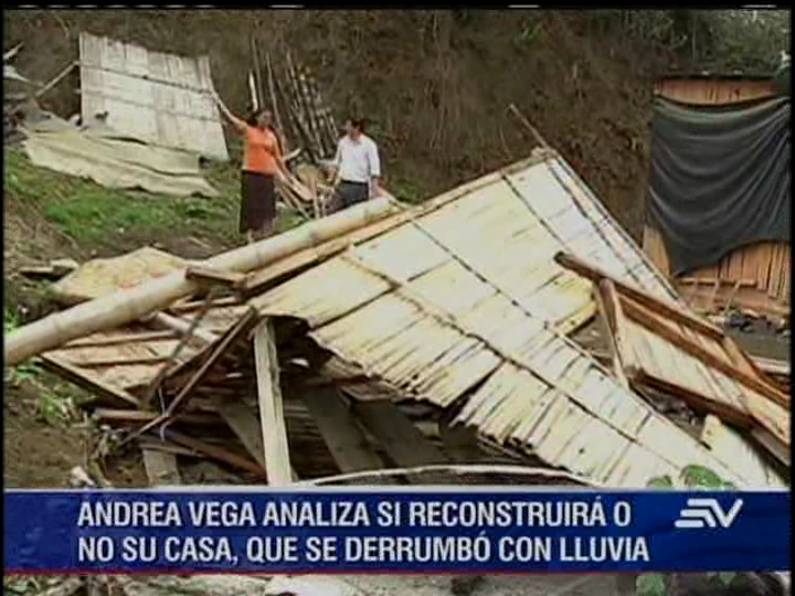 80 familias en riesgo por lluvias en cerro cercano a Nueva Prosperina