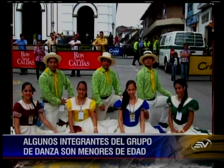 Grupo de danza ecuatoriano atrapado en Colombia debido al paro