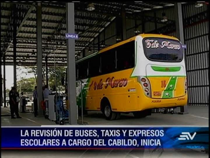 Poca afluencia de buses en primer día de revisión vehicular en Guayaquil