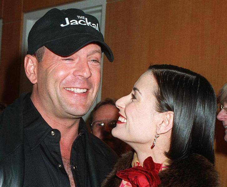 La exesposa de Bruce Willis, Demi Moore, revela que se prepara para darle un emotivo adiós