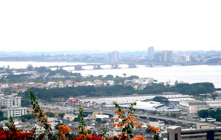 Crece la polémica por puentes que unirán a Guayaquil, Daule y Samborondón