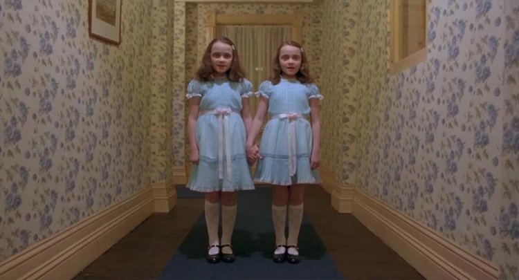 Así se ven actualmente las gemelas de la película “El Resplandor”