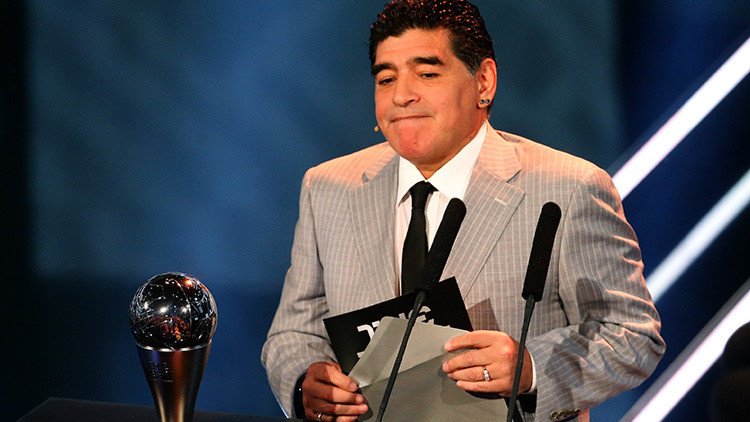 Diego Maradona deja de ser embajador de la FIFA