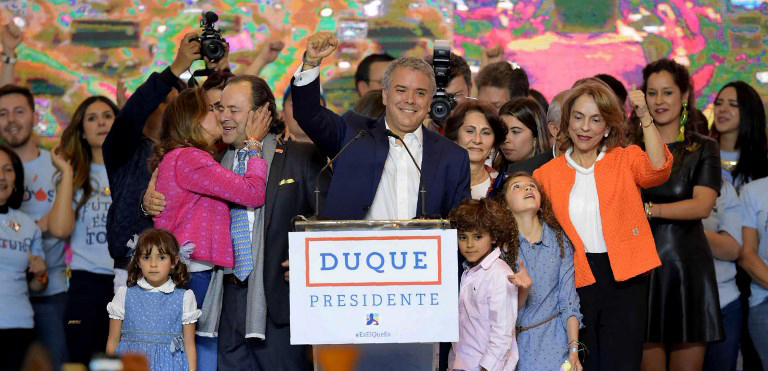 Iván Duque anunció &quot;correcciones&quot; a pacto de paz con las FARC tras ganar presidencia de Colombia