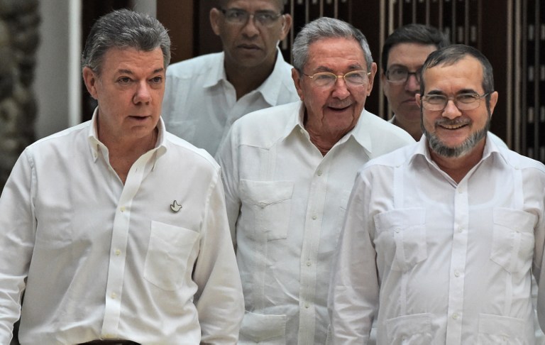 Gobierno colombiano y FARC anuncian fin del conflicto para marzo de 2016