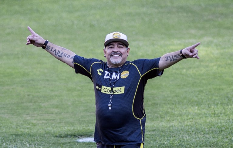 Rodeado de polémica, Maradona debuta en la Liga Ascenso de México