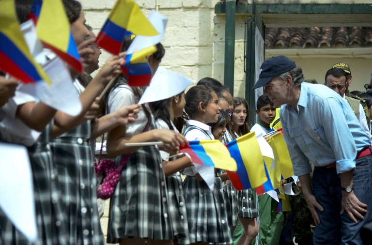 Colombia logra acuerdos con Venezuela para reanudar paso de estudiantes
