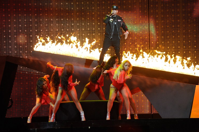 Nicky Jam triunfa en premios Billboard latinos dedicados a Venezuela