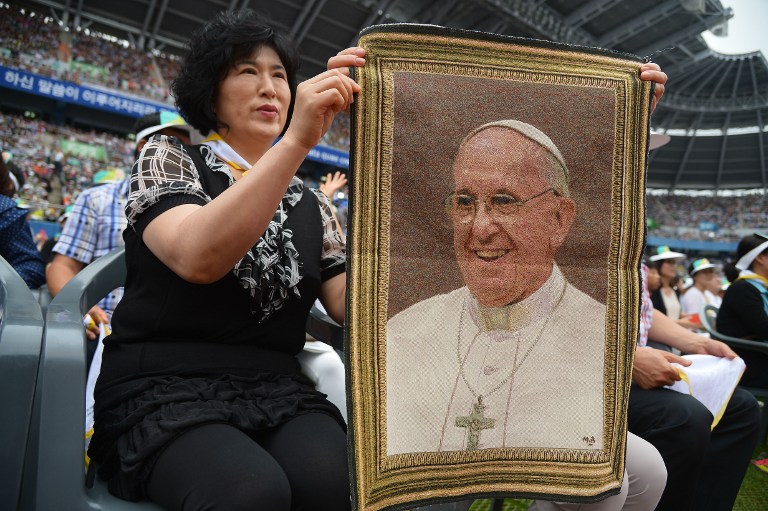 Papa Francisco celebra su primera misa multitudinaria en Corea del Sur