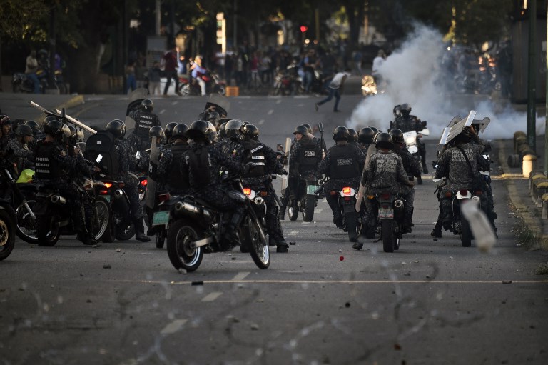 Trece muertos en disturbios en Venezuela en dos días