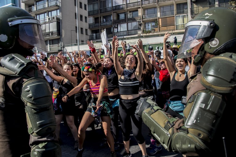 Piñera enfrenta marcha estudiantil en Chile