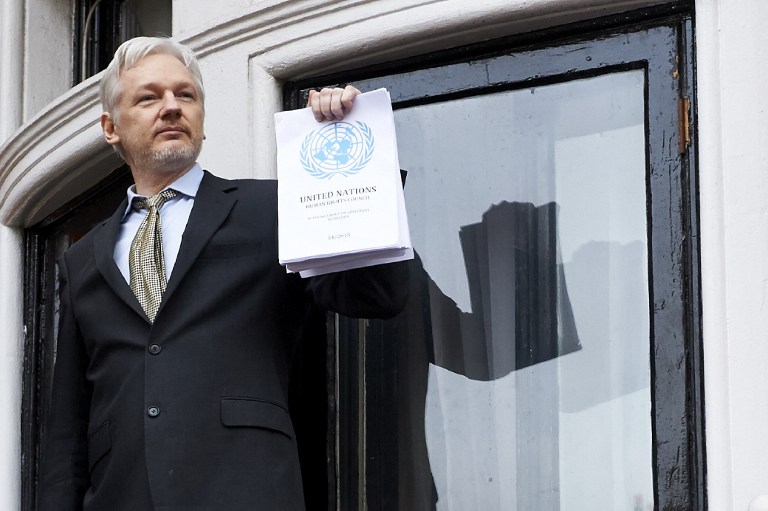 Assange pide salir de la embajada de Ecuador en Londres tras el fallo de la ONU