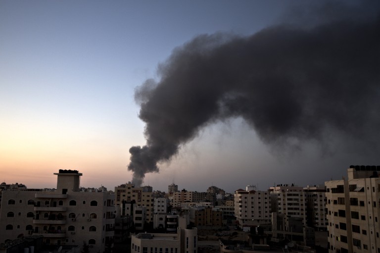 Israel lanza cuatro ataques aéreos tras la entrada en vigor de la tregua
