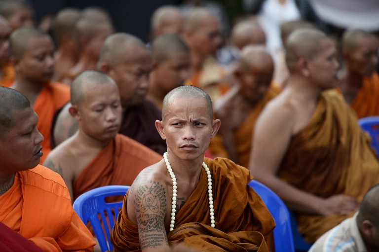 Trance y tatuajes en un festival en Tailandia