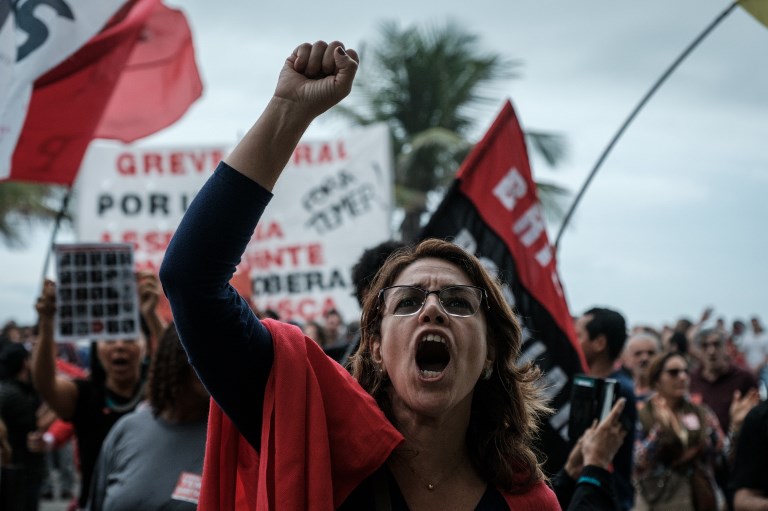 Presidente Michel Temer obtiene un respiro en crisis por corrupción en Brasil