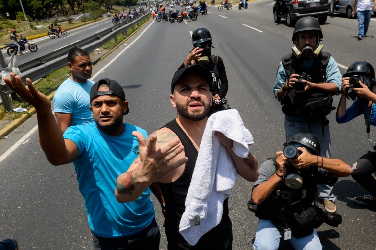 Nacho, uno de los afectados por gases durante protesta opositora en Venezuela