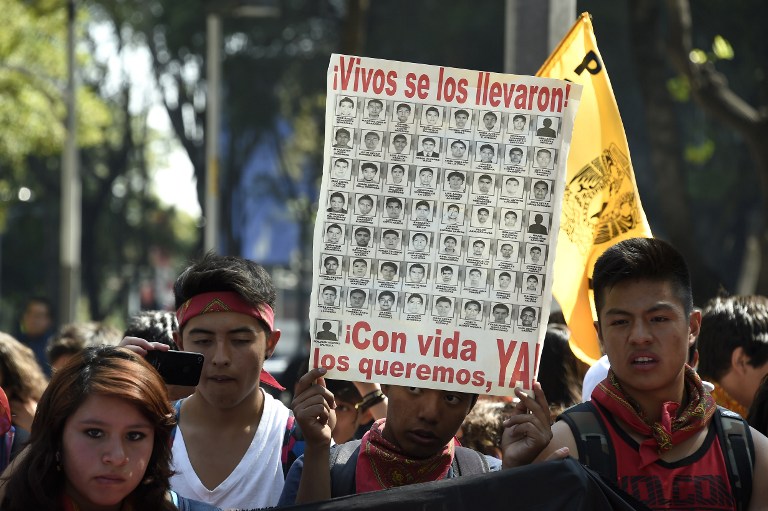 Procuraduría de México: Los 43 estudiantes fueron ejecutados y quemados