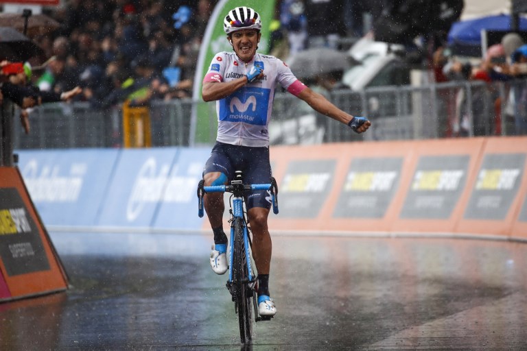 Carapaz logra primer puesto en 8va etapa del Giro de Italia