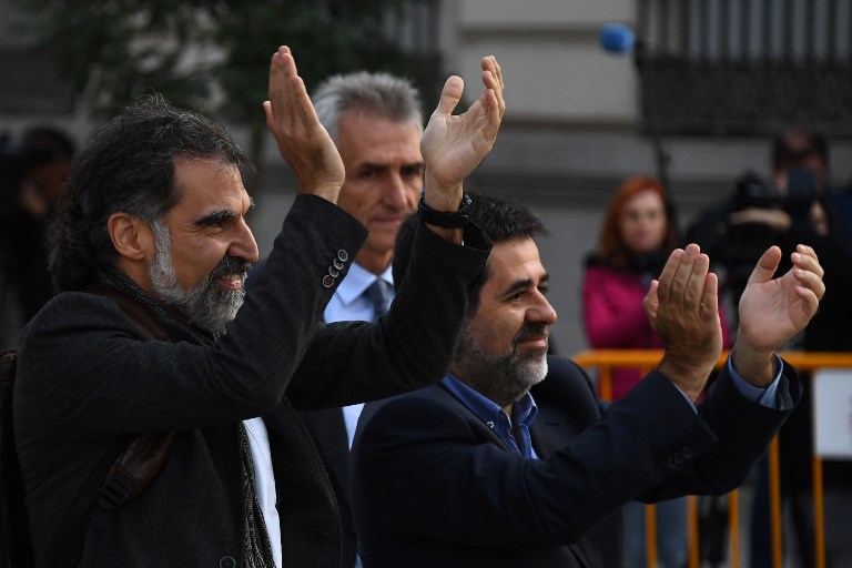 Prisión preventiva para dos influyentes líderes independentistas catalanes