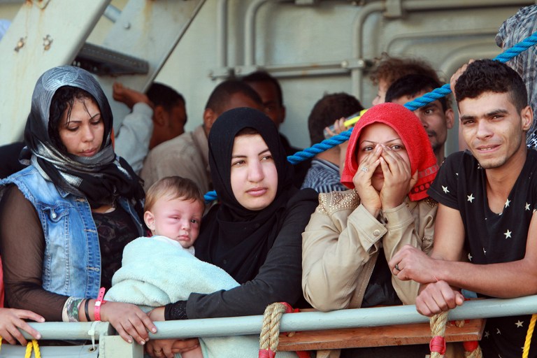 Más de 1.400 inmigrantes llegan a las costas italianas en últimas 24 horas