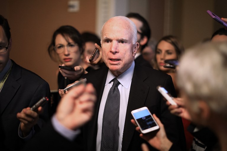 Senador estadounidense John McCain padece cáncer cerebral