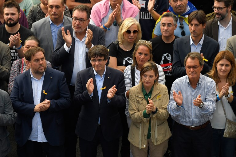 Presidente de Cataluña pedirá al Parlamento que le responda a Rajoy por las medidas tomadas