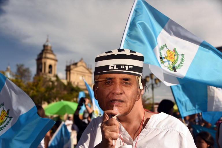 Denuncian por blanqueo a Pérez Molina y a candidato presidencial de Guatemala