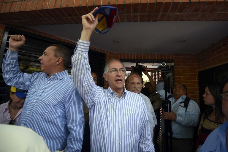El opositor Antonio Ledezma, alcalde de Caracas, pide asilo político en España