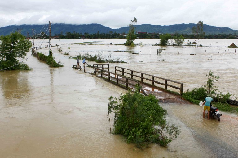 Inundaciones y deslaves dejan 37 muertos en Vietnam