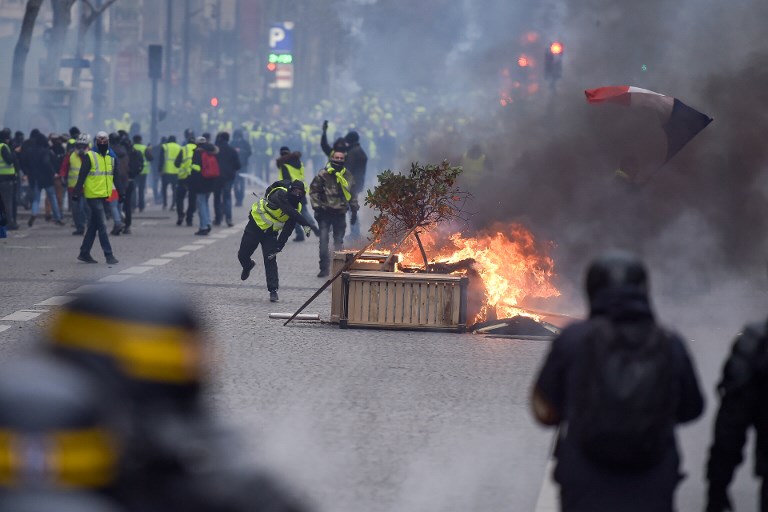 31.000 &quot;chalecos amarillos&quot; protestan en Francia